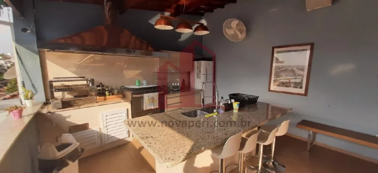 Imagem Imperdível oportunidade: Casa à venda em Franco da Rocha-SP, Centro - 3 quartos, 1 suíte, 2 salas, 3 vagas de garagem!