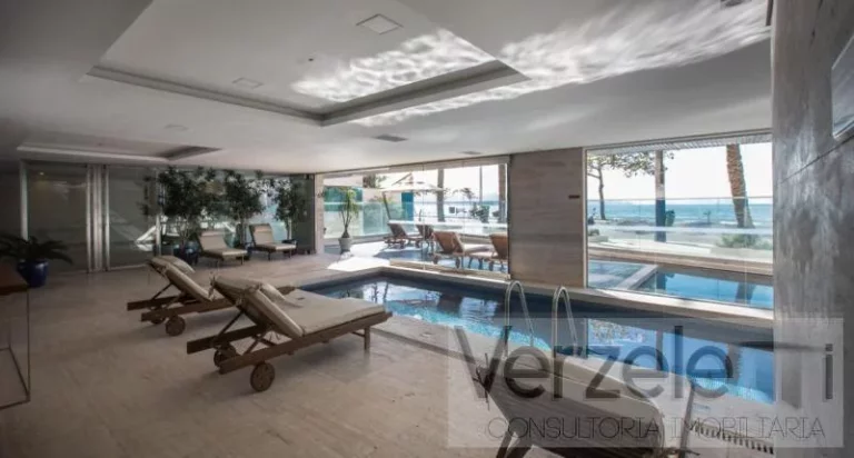 Imagem Frente ao Mar para Venda em Balneário Camboriú / SC no bairro Centro