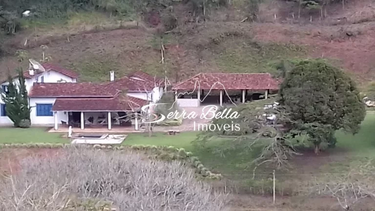 Imagem Fazenda com 7 dormitórios à venda, 2960000 m² por R$ 5.800.000,00 - Contendas - São José do Vale do Rio Preto/RJ