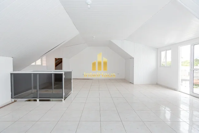 Imagem Triplex Espaçoso com Sol da Manhã e Pátio para 6 Carros
Se você procura um imóvel que ofereça ...