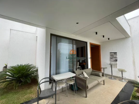 Imagem Casa com 3 dormitórios à venda, 165 m² por R$ 1.520.000,00 - Condomínio Solar Primavera - Lagoa Santa/MG