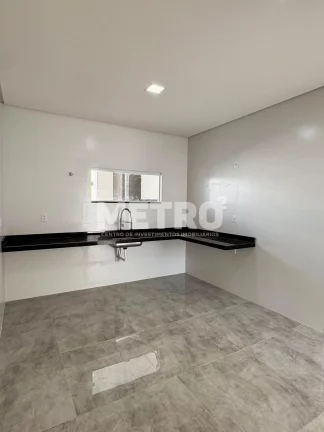 Imagem Casa à venda, Ouro Preto, 3 quartos, sendo uma suíte com closet, PETROLINA - PE