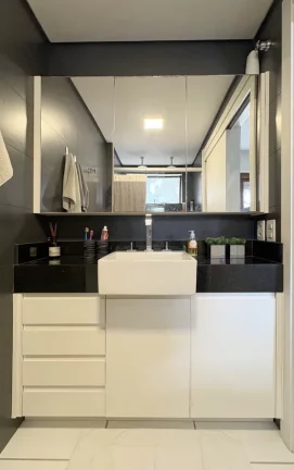 Imagem Fávia Apto CH3837 - Apartamento à venda no bairro Rio Branco - Porto Alegre/RS