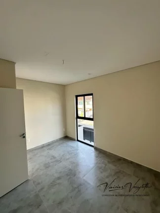 Imagem Casa / Sobrado para Venda em Camboriú / SC no bairro Santa Regina