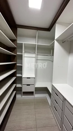 Imagem Venda, Condomínio Sol Nascente etapas, 3/4, sendo 02 suíte, com closet, 165m (a