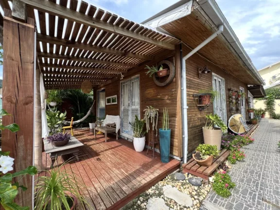 Imagem Casa para Venda em Florianópolis / SC no bairro Barra da Lagoa