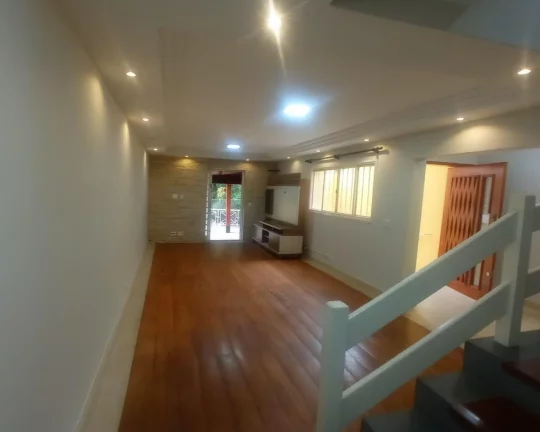 Imagem sobrado com 2 quartos e 2 suites FL26