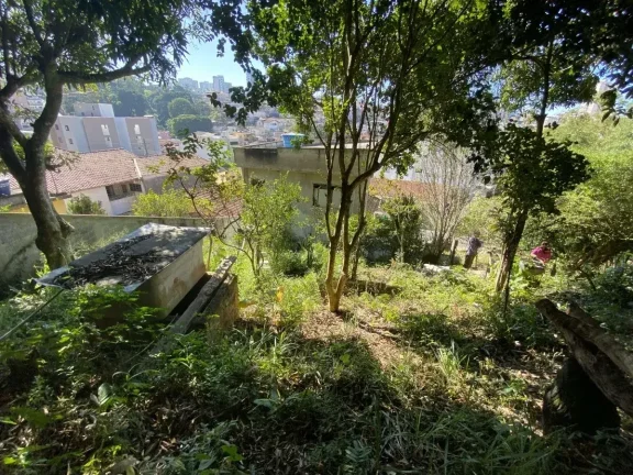 Imagem Terreno com 990 m2 no Bairro Boa Morte – Ideal para investimento ou grandes projetos