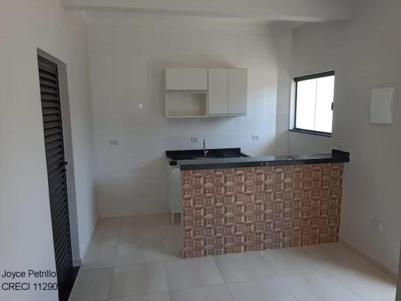Imagem Apartamento de 1 dormitório disponível para locação em Peruíbe.