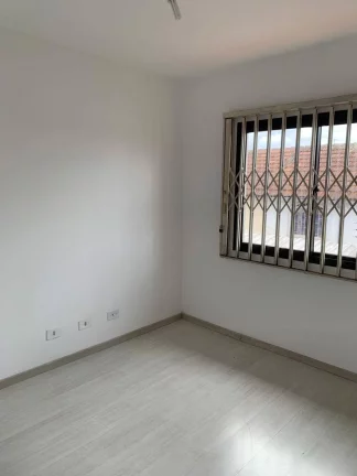 Imagem Sobrado no Boqueirão - Frente para Rua - R$530 mil