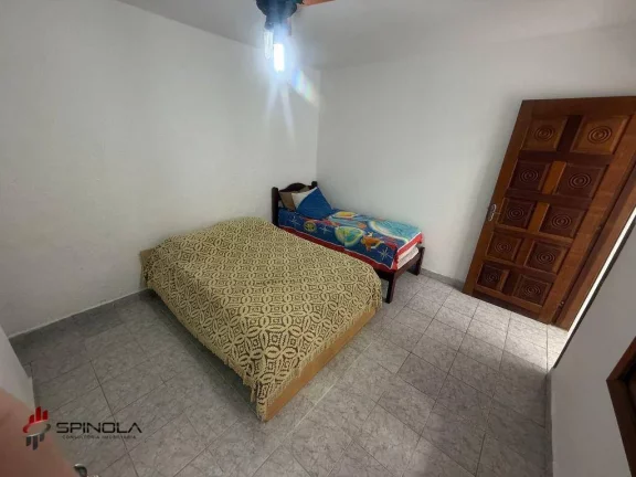 Imagem Casa com 2 dormitórios à venda, 80 m² por R$ 370.000,00 - Maracanã - Praia Grande/SP
