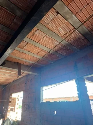 Imagem Sobrado com 4 dormitórios à venda, 280 m² por R$ 350.000,00 - Jardim Planalto - Suzano/SP
