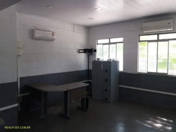 Imagem Galpão para Venda em QUEIMADOS, Distrito Industrial, 5 banheiros, 10 vagas