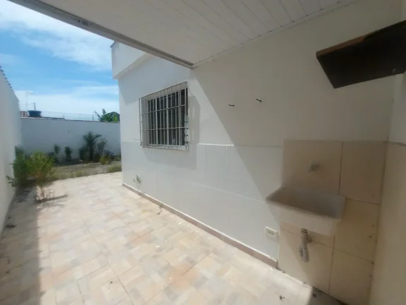Imagem Casa para Venda em Itanhaém, Parque Augustus, 2 dormitórios, 1 suíte, 1 banheiro, 1 vaga