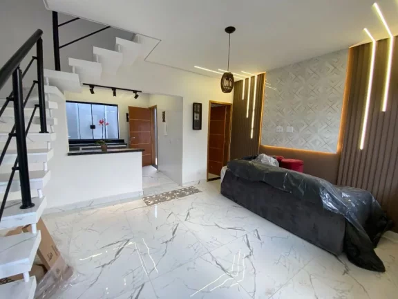 Imagem Sobrado com 2 dormitórios à venda, 90 m² por R$ 365.000,00 - Vila Figueira - Suzano/SP