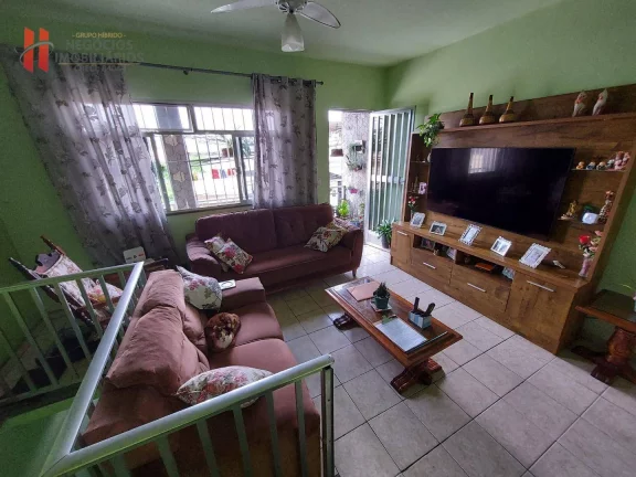 Imagem EXCELENTE CASA TRIPLEX COM MAIS DE 150M² E TERRAÇO AMPLO