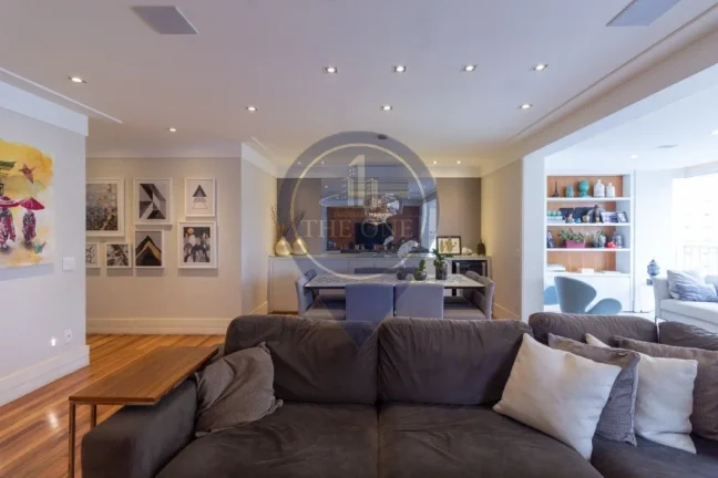 Imagem Apartamento de luxo em Moema, São Paulo-SP: 4 quartos, 3 suítes, 2 salas, 4 banheiros, 3 vagas de garagem, 181m².
