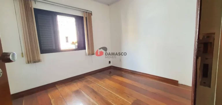 Imagem Sobrado para venda com 4 Quartos, 2 Suites, 2 Vagas, 253M², Fundação, São Caetano do Sul - SP