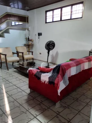 Imagem Casa duplex pronta para morar, 5 dormitórios à venda por R$ 850.000,00 - Nossa Senhora das Graças - Teresina/PI