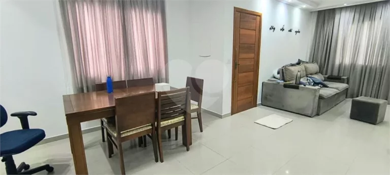 Imagem Sobrado à venda com 3 quartos, sendo 1 suíte, em Butantã, São Paulo - SP