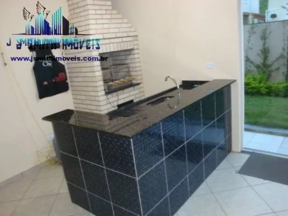 Imagem CASA EM CONDOMÍNIO, 264m², 3 DORMS (1 SUÍTE). CONDOMÍNIO COM LAZER DE CLUBE