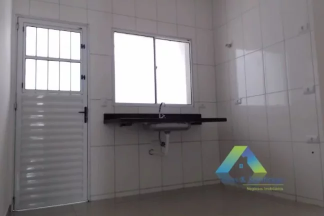 Imagem Casa com 3 Quartos e 3 Banheiros à Venda, 120 m² por R$ 598.000 em Jardim Maria Estela/SP!