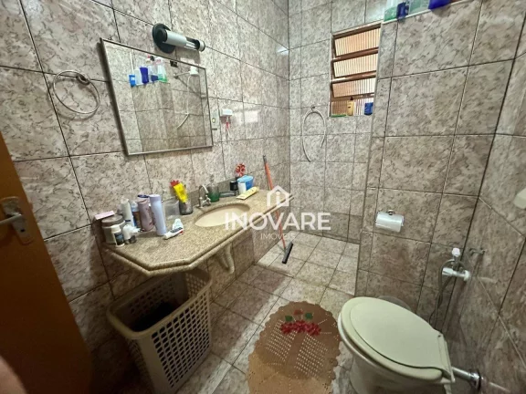 Imagem Casa com 3 dormitórios, 220 m² - venda por R$ 350.000,00 ou aluguel por R$ 2.500,00/mês - Alvorada - Araporã/MG