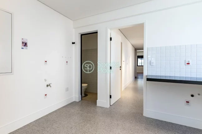 Imagem 1 Vaga de Garagem 1 Depósito no Subsolo 212 m² de área construída 3 suítes Lavabo Sala ampla pa...