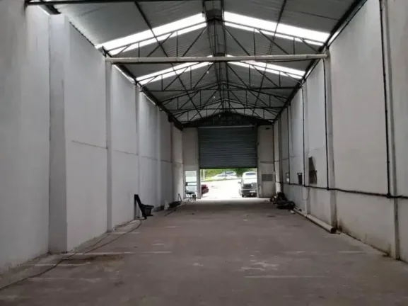 Imagem Excelente Oportunidade de Galpão para Venda ou Aluguel em Barbacena/MG