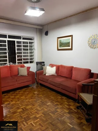 Imagem Sobrado no Sumaré, 4 dormitórios ( 1 Suíte), 3 vagas de garagem com portão automático, Churrasqueira. Região da Avenida Pompeia