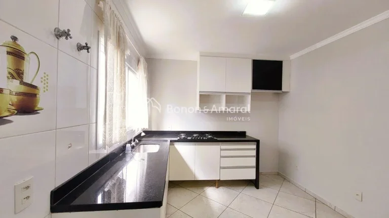 Imagem Aluga-se casa com 4 dormitórios em Valinhos