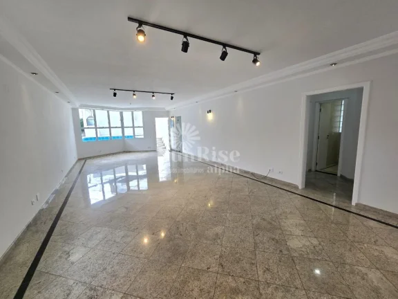 Imagem Casa a venda - Alphaville 11 | 4 quartos - 4 vagas - 373m² AC - 435m² AT | R$2.990.000