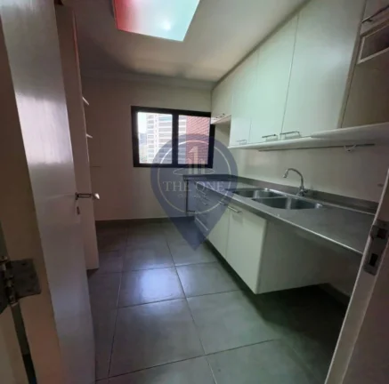 Imagem Apartamento para locação na Vila Nova Conceição: 3 quartos, 3 suítes, 2 salas, 4 banheiros, 3 vagas de garagem - São Paulo-SP