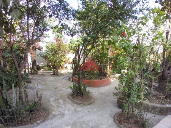 Imagem Casa com 3 dormitórios à venda, 133 m² por R$ 700.000,00 - Mutuá - São Gonçalo/RJ
