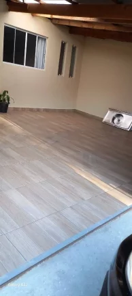 Imagem Lote com Casa não Averbada na Fazenda Rio Grande - R$280 mil