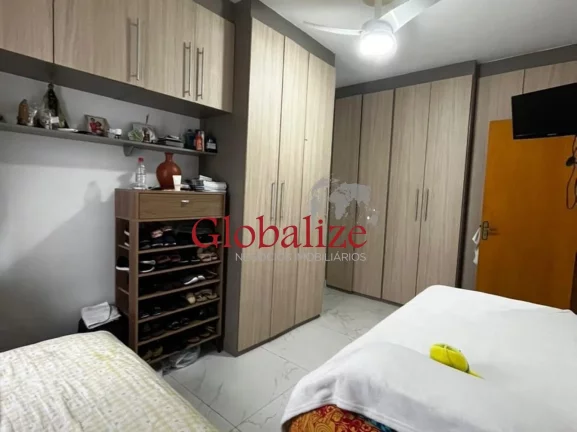 Imagem Casa em Villagio de 2 dormitórios com 2 vagas por R$640.000,00 em Santos