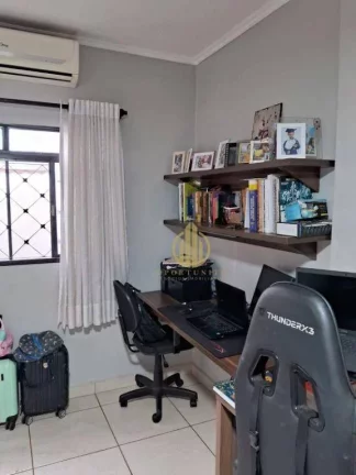 Imagem Casa com 2 dormitórios à venda, 143 m² por R$ 435.000,00 - Jardim Interlagos - Ribeirão Preto/SP