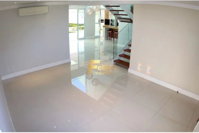 Imagem LUXUOSA CASA EM CONDOMÍNIO FECHADO LOCALIZADA NO MUNICÍPIO DE SERRA/ES!