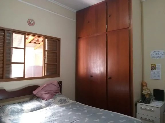 Imagem Casa tipo para venda em Jardim Lima com 3 quartos, sendo 1 suíte, 250m2