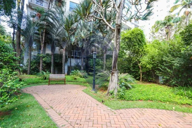 Imagem Venda de apartamento de luxo na Bela Vista, São Paulo-SP: 3 quartos, 3 suítes, 2 salas, 5 banheiros, 2 vagas de garagem, 139m².