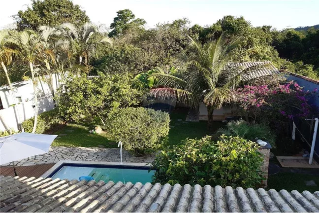 Imagem Linda e Paradisíaca Casa em Condomínio no Recanto de Itaipuaçu.
