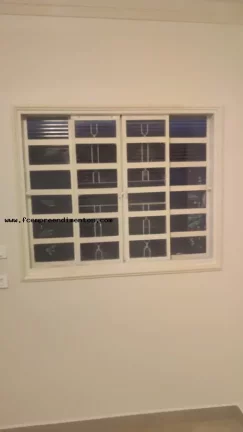 Imagem Casa para Locação em Limeira, JARDIM OURO VERDE, 2 dormitórios, 1 banheiro, 1 vaga