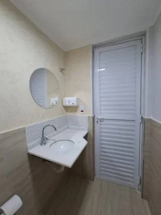 Imagem Sala Comercial Térrea com Vitrine  43m² - Jardim Bosque Viv