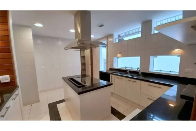Imagem Alugar casa com 3 suítes em Vila Nova Conceição São Paulo SP