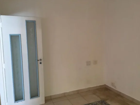 Imagem Casa Central, Venda ou Locação. Residencial/Comercial. Garagem para 3 carros, sala para 2 ambiente...