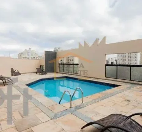 Imagem Apartamento com 38m², composto por 1 dormitório equipado com armário, 1 banheiro, sala dois ambie...