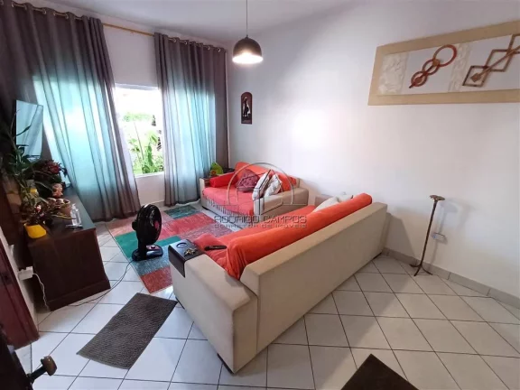 Imagem Espaçosa Casa Geminada 2 Quartos sendo 1 suíte e com edícula assobradada em Tupi, Praia Grande - R$650 mil