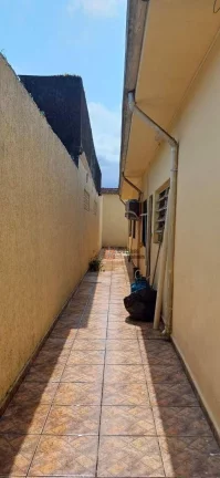 Imagem Casa com 3 dormitórios à venda, 114 m² por R$ 495.000,00 - Maracanã - Praia Grande/SP