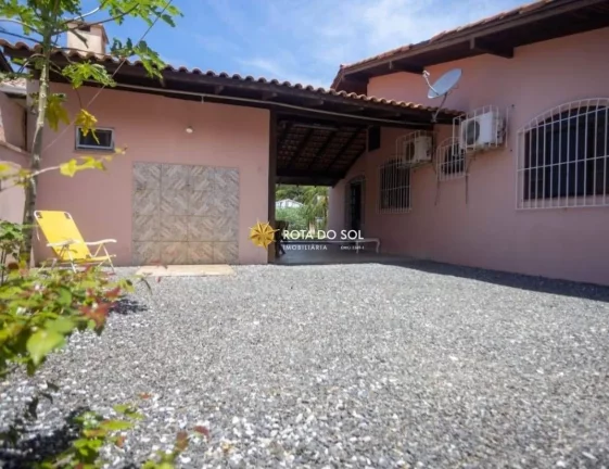 Imagem Casa de praia à venda Bombinhas SC