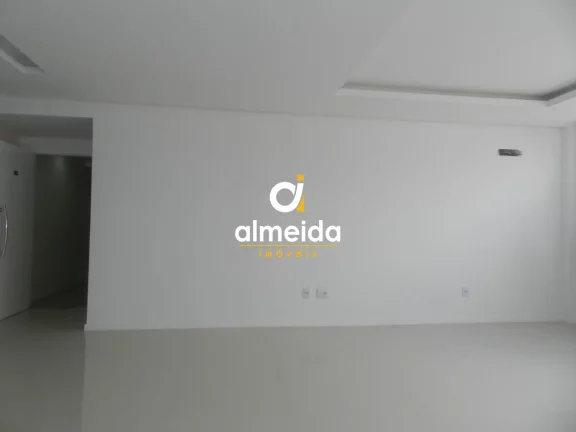 Imagem Cobertura 4 dormitórios à venda Centro Santa Maria/RS